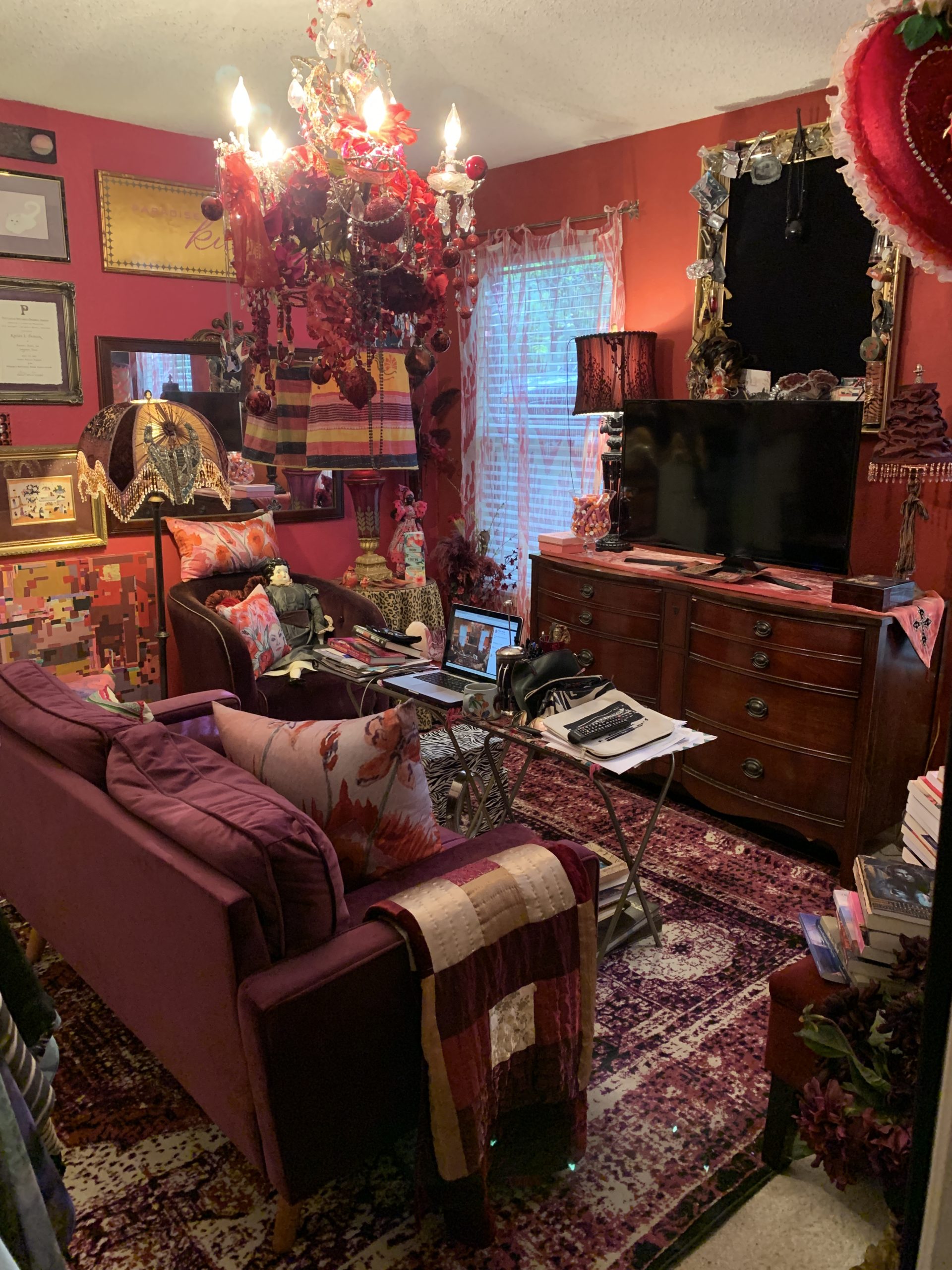 The Pulpwood Queen Shares her Valentine Writing Room!